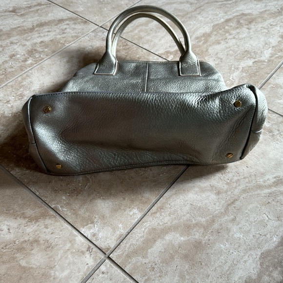 Tory Burch Perforated Logo Champagne Metallic Purse - Picture 4 of 5